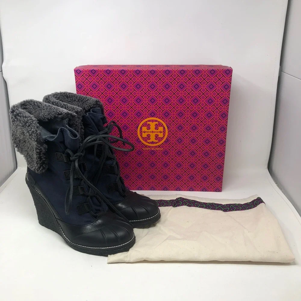 Tory Burch Fairfax 105MM Bootie Womens 11 Navy Black Wedge Faux Fur Luxury Ski